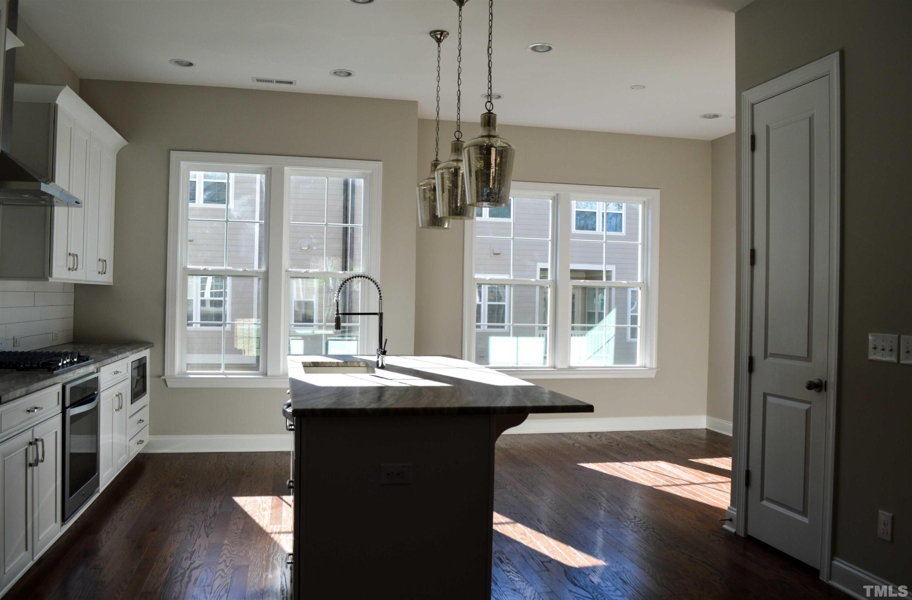 804 Bankston Woods Way Raleigh, NC 27609 - Photo 8 of 26