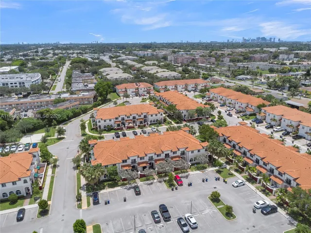 $3,200 | 3529 Northwest 29th Place, Lauderdale Lakes, FL 33311