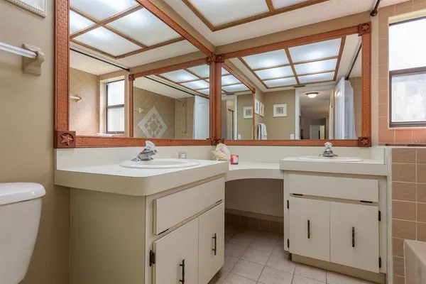 $499,900 | 2830 Valencia Lane West, Palm Harbor, FL 34684