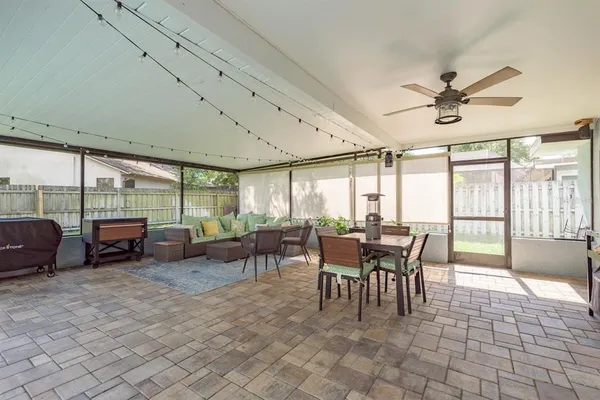 $499,900 | 2830 Valencia Lane West, Palm Harbor, FL 34684