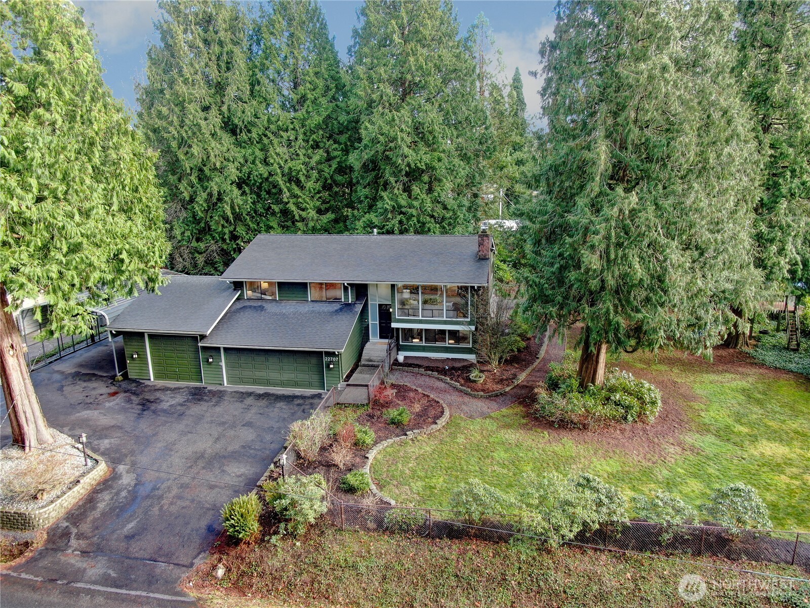 22707 53rd Avenue Southeast Bothell, WA 98021 - Photo 29 of 39