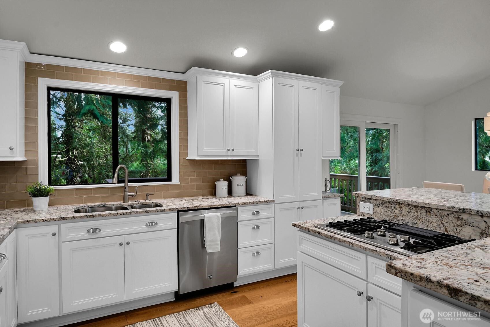 22707 53rd Avenue Southeast Bothell, WA 98021 - Photo 4 of 39