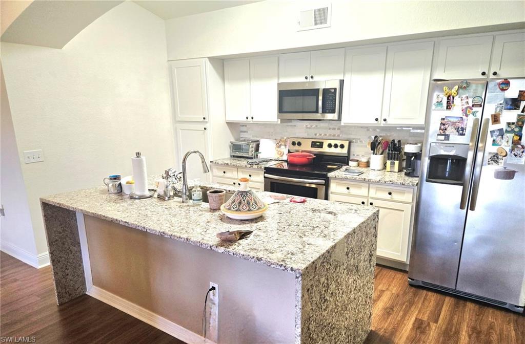 7975 Preserve Circle, Unit 1032 Naples, FL 34119 - Photo 3 of 33