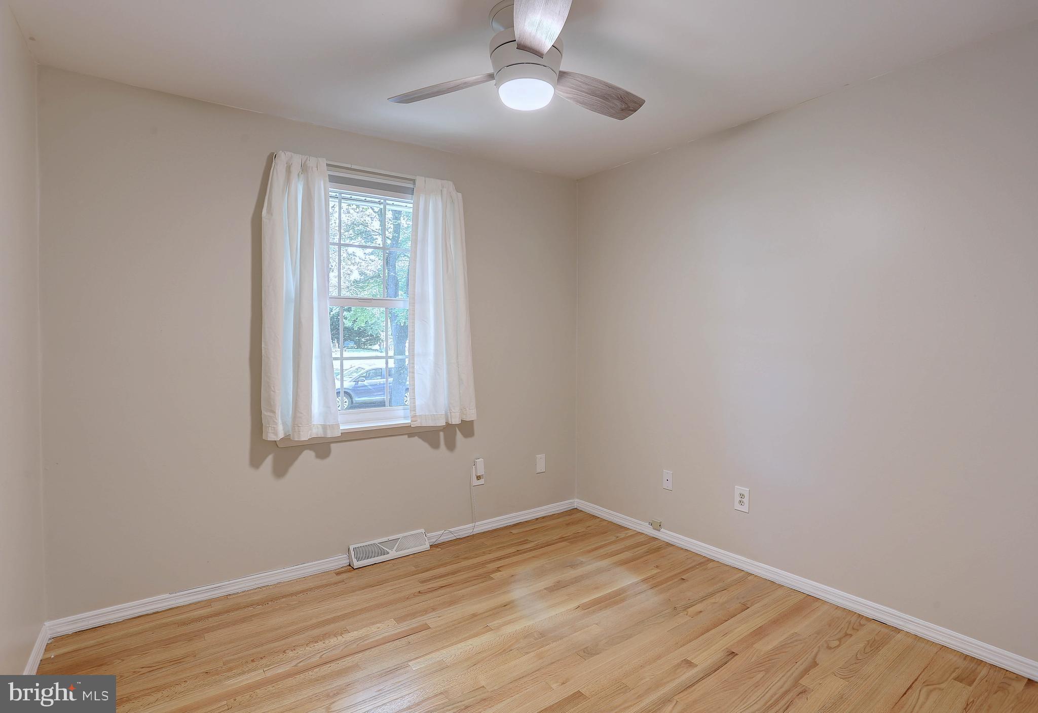 117 Circle Road Pasadena, MD 21122 - Photo 19 of 46 Bedroom # 3