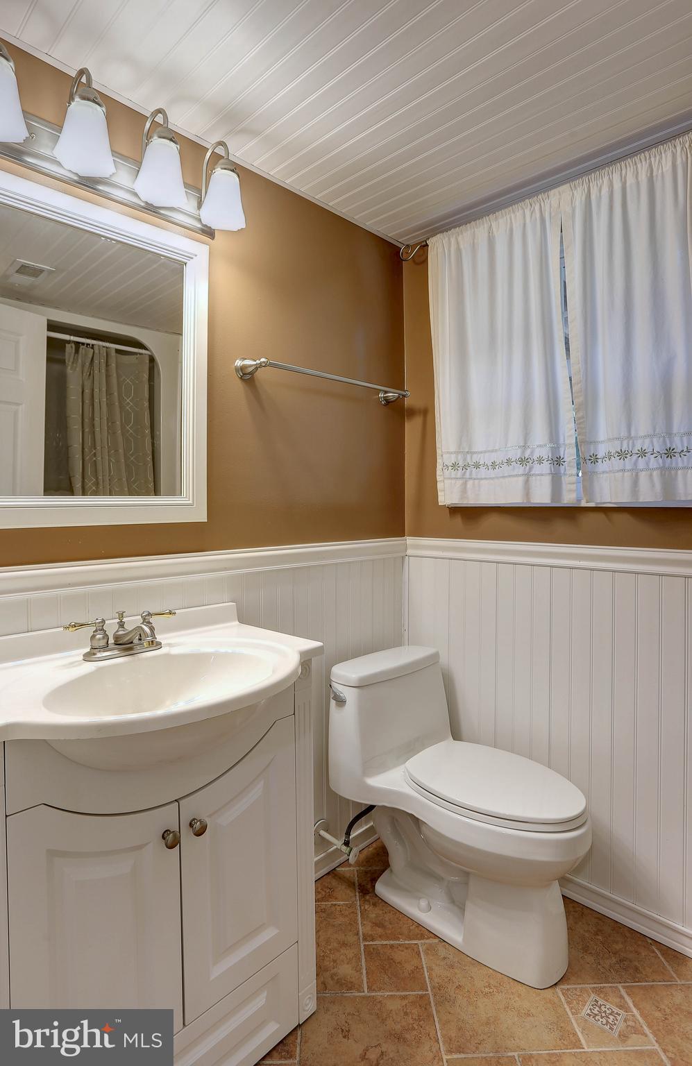 117 Circle Road Pasadena, MD 21122 - Photo 29 of 46 Lower Level Full Bath