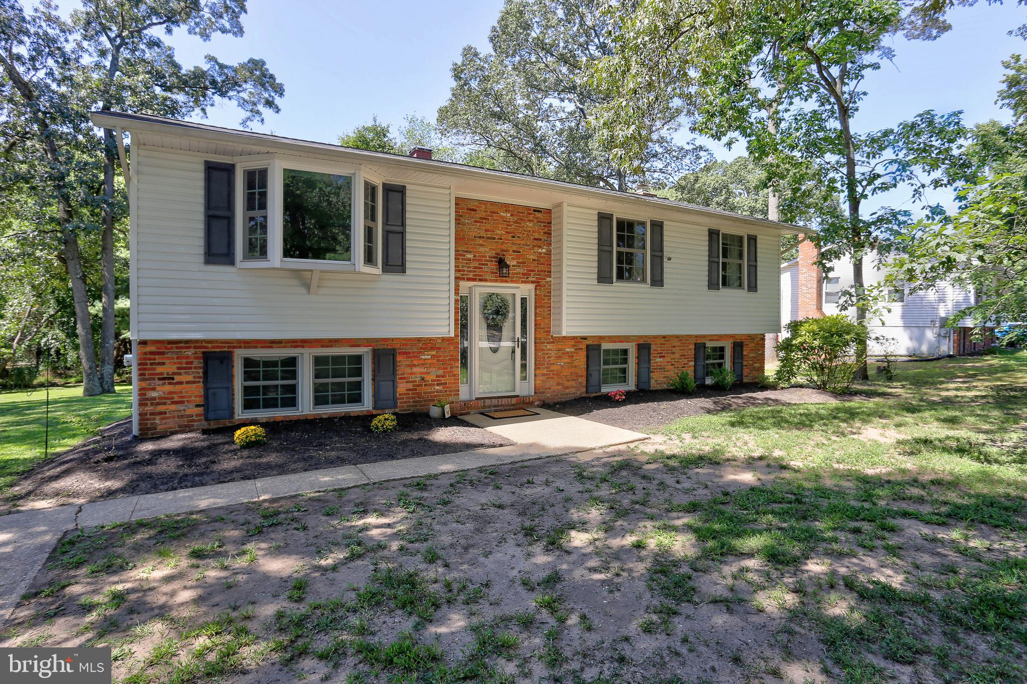 117 Circle Road Pasadena, MD 21122 - Photo 3 of 46 Front View