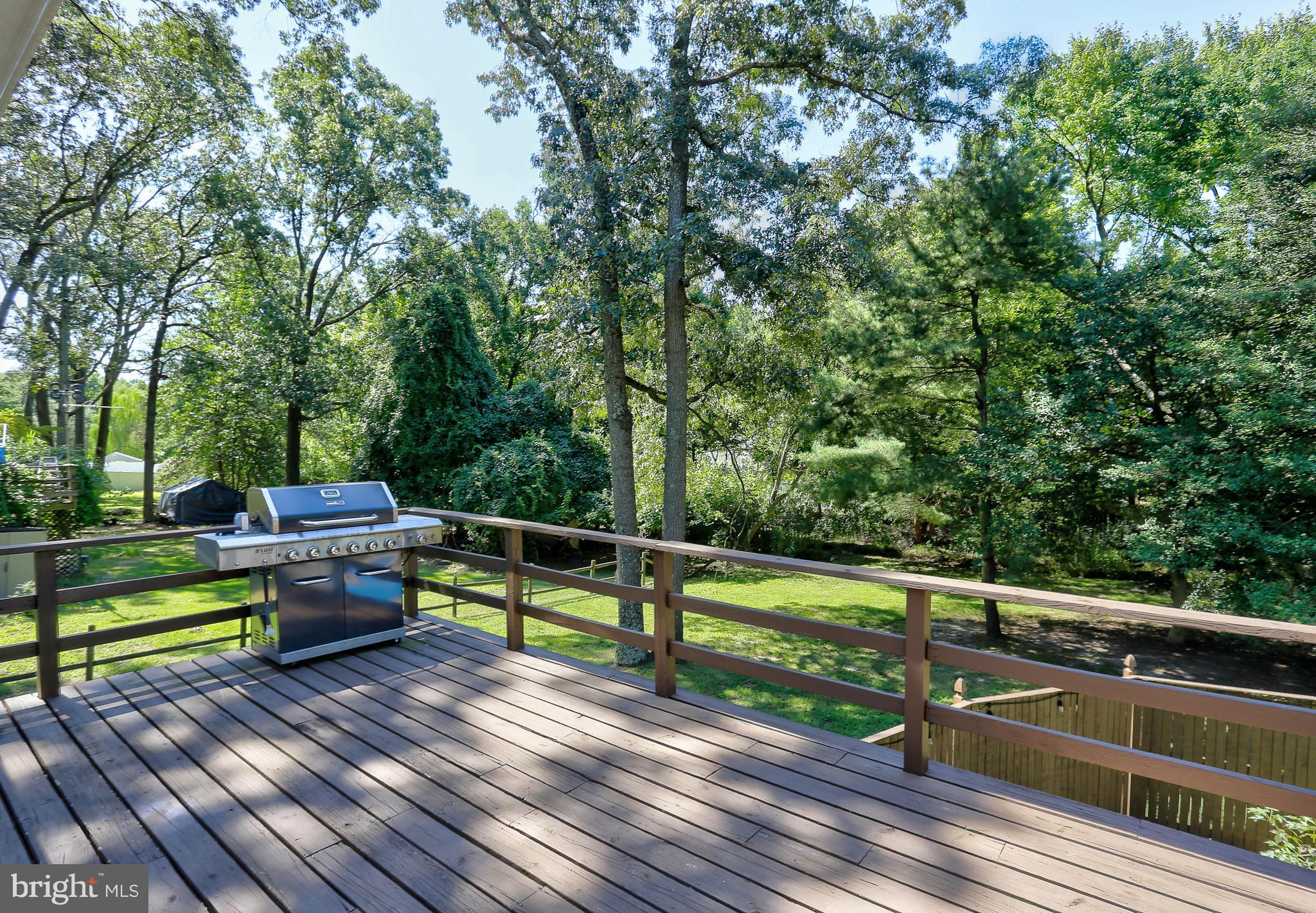 117 Circle Road Pasadena, MD 21122 - Photo 33 of 46 Deck