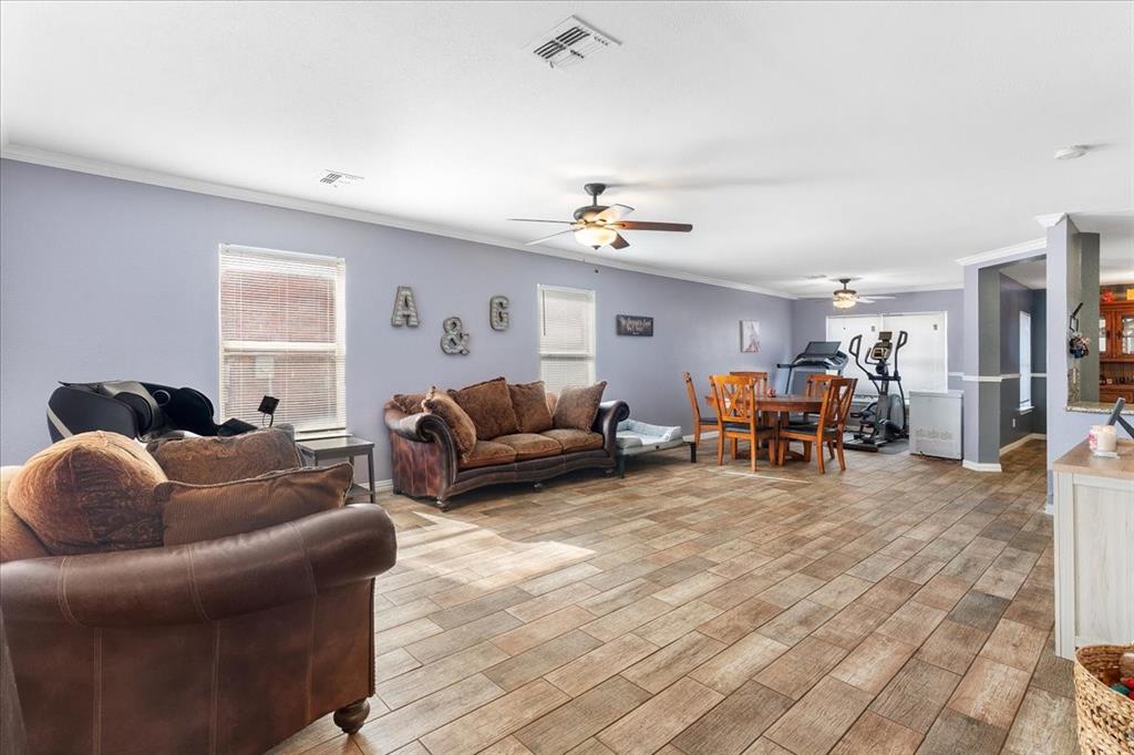 7214 Lighthouse Road Arlington, TX 76002 - Photo 6 of 26