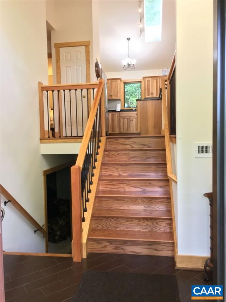 280 Fawn Ridge Drive Roseland, VA 22967 - Photo 12 of 19 a view of entryway and hall with wooden floor