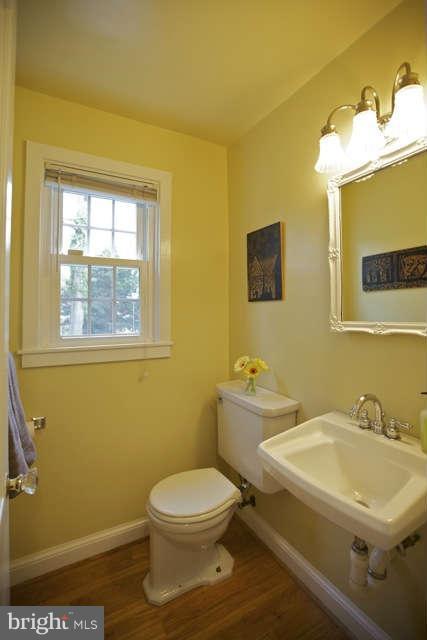 3513 Nimitz Road Kensington, MD 20895 - Photo 11 of 30 Bath