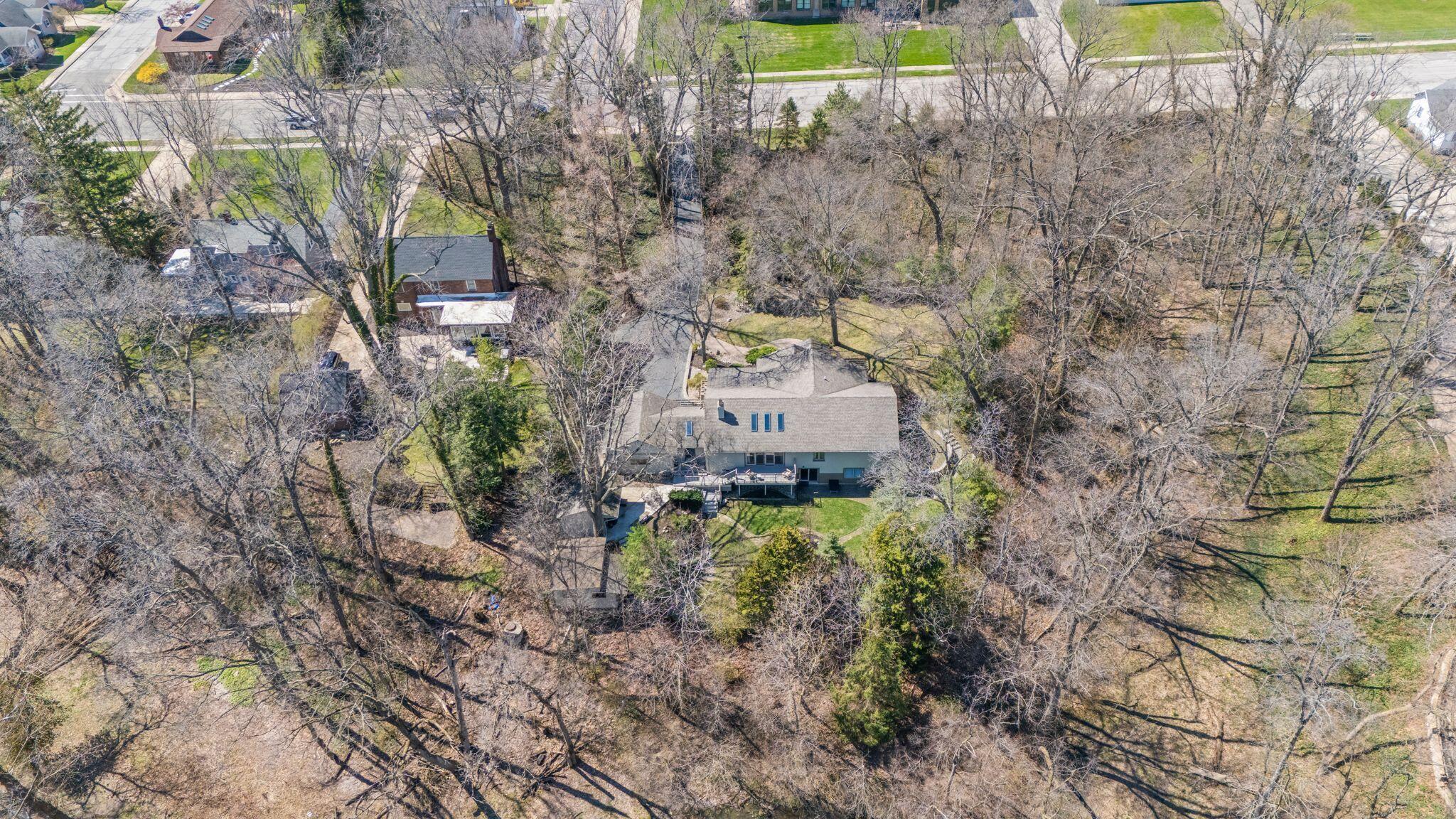 2301 South State Street St. Joseph, MI 49085 - Photo 68 of 70 DJI_20260408024934_0028_D
