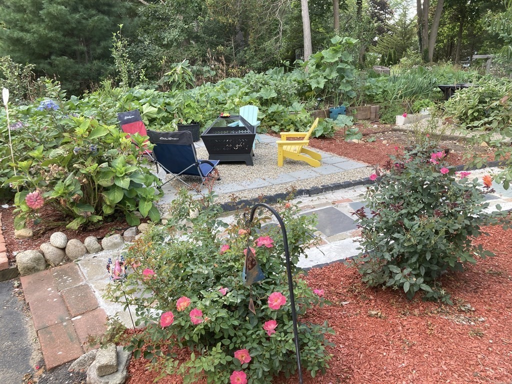 14 Center Hill Road Kingston, MA 02364 - Photo 17 of 17 Gallery Image 17