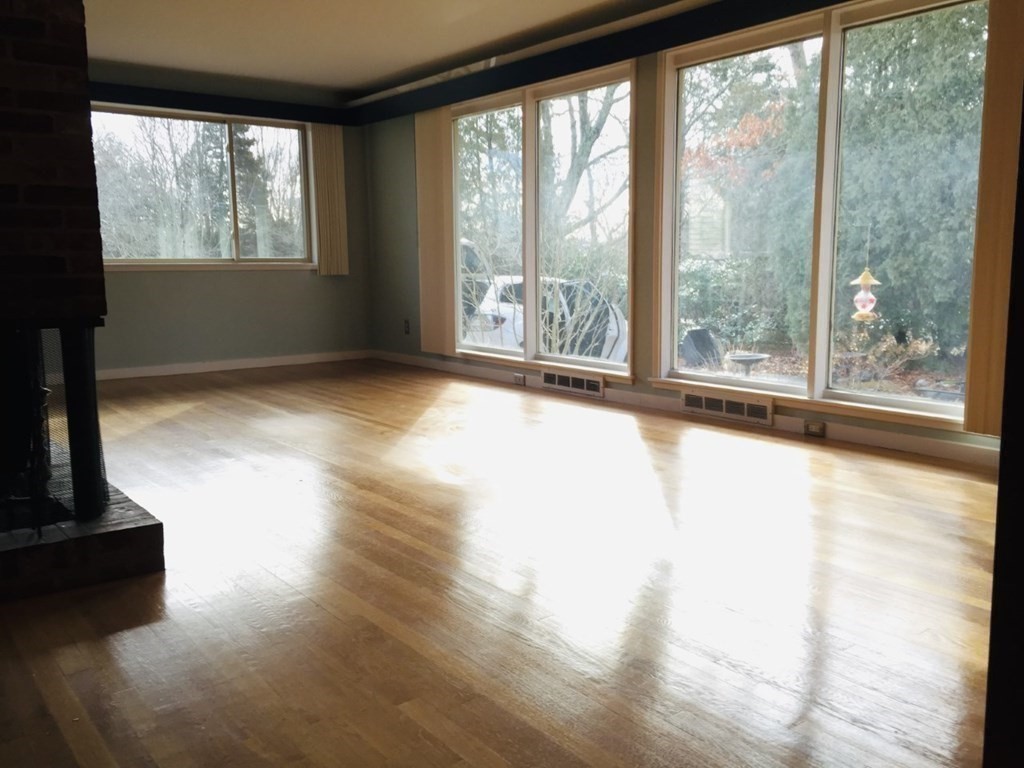 14 Center Hill Road Kingston, MA 02364 - Photo 5 of 17 Gallery Image 5