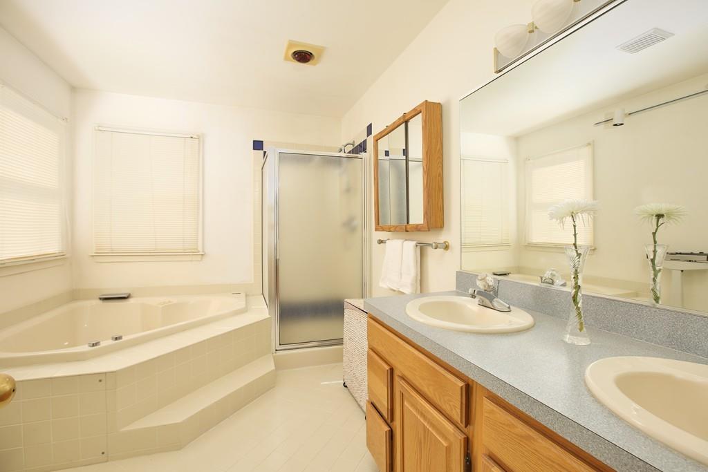 31 Gavins Pond Road Sharon, MA 02067 - Photo 20 of 35 Gallery Image 20