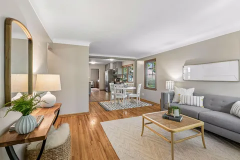$345,000 | 1901 Malvern Street, St. Paul, MN 55113