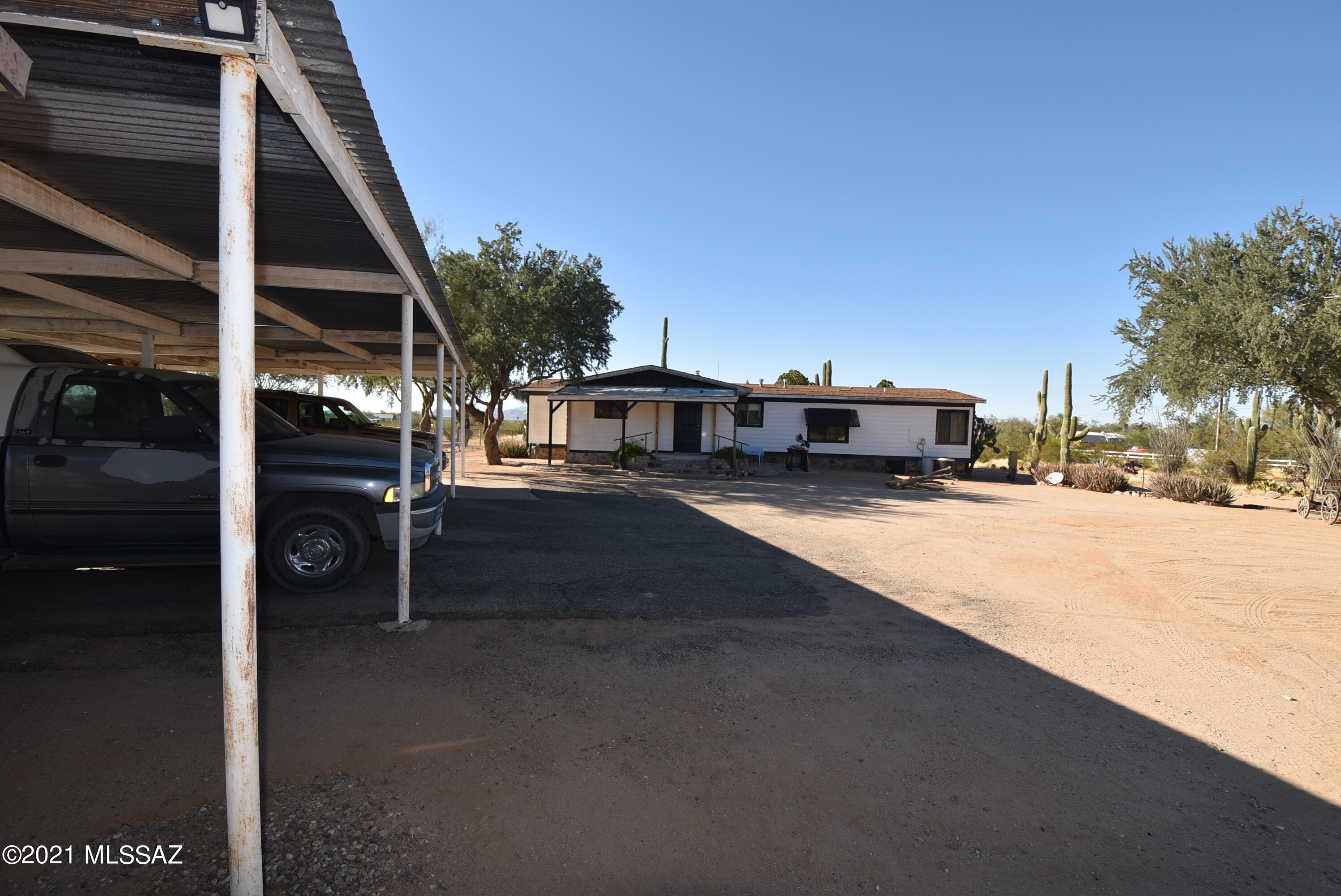 5820 North Chaparral Road Tucson, AZ 85743 - Photo 29 of 50