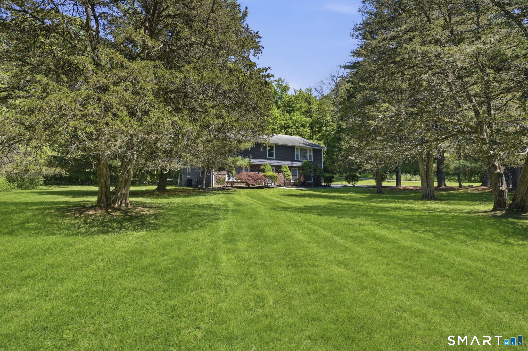 22 Cobblestone Place Wilton, CT 06897 - Photo 33 of 39
