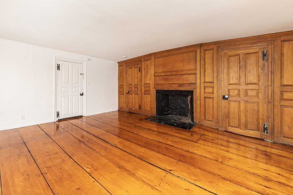 1 Mugford Street, Unit 3 Marblehead, MA 01945 - Photo 11 of 24