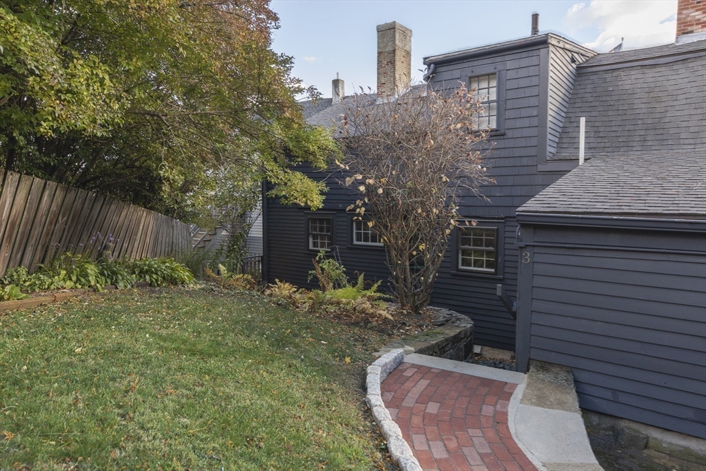 1 Mugford Street, Unit 3 Marblehead, MA 01945 - Photo 22 of 24