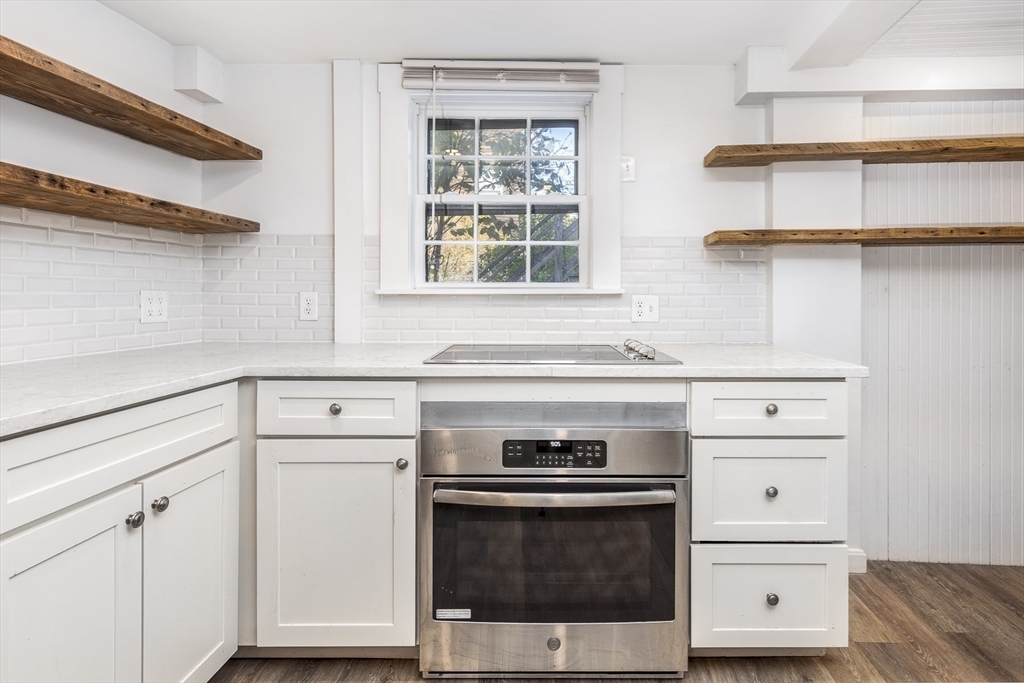 1 Mugford Street, Unit 3 Marblehead, MA 01945 - Photo 7 of 24