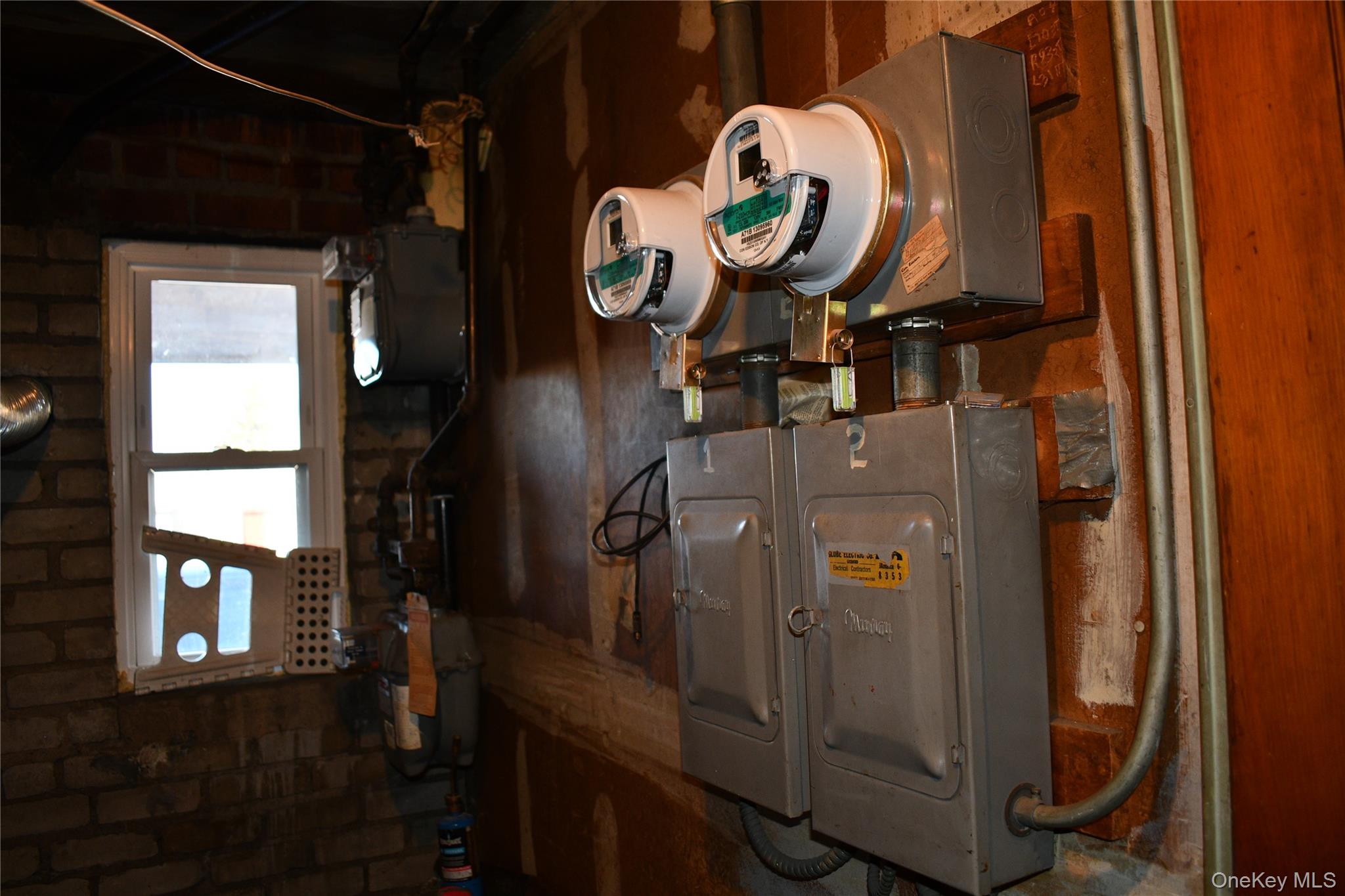158-04 84th Road Queens, NY 11432 - Photo 14 of 17 a close view of water heater room