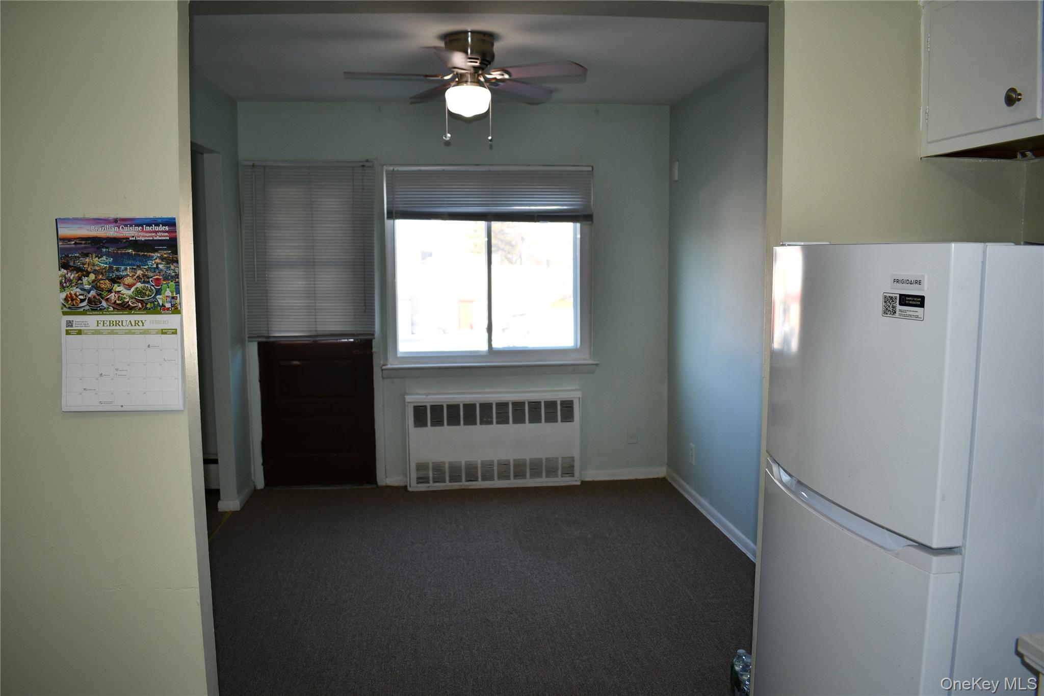 158-04 84th Road Queens, NY 11432 - Photo 5 of 17 a view of workspace