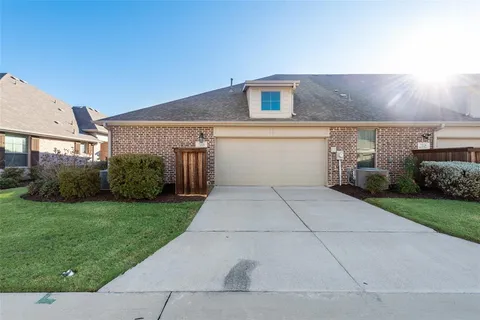 $400,000 | 7226 Merlot Place, Grand Prairie, TX 75054