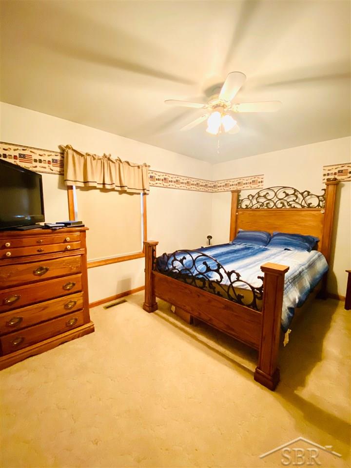 11148 Frost Road Freeland, MI 48623 - Photo 10 of 24