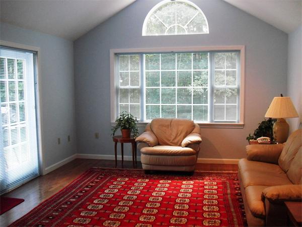 505 Ridgefield Circle, Unit A Clinton, MA 01510 - Photo 3 of 11 Gallery Image 3
