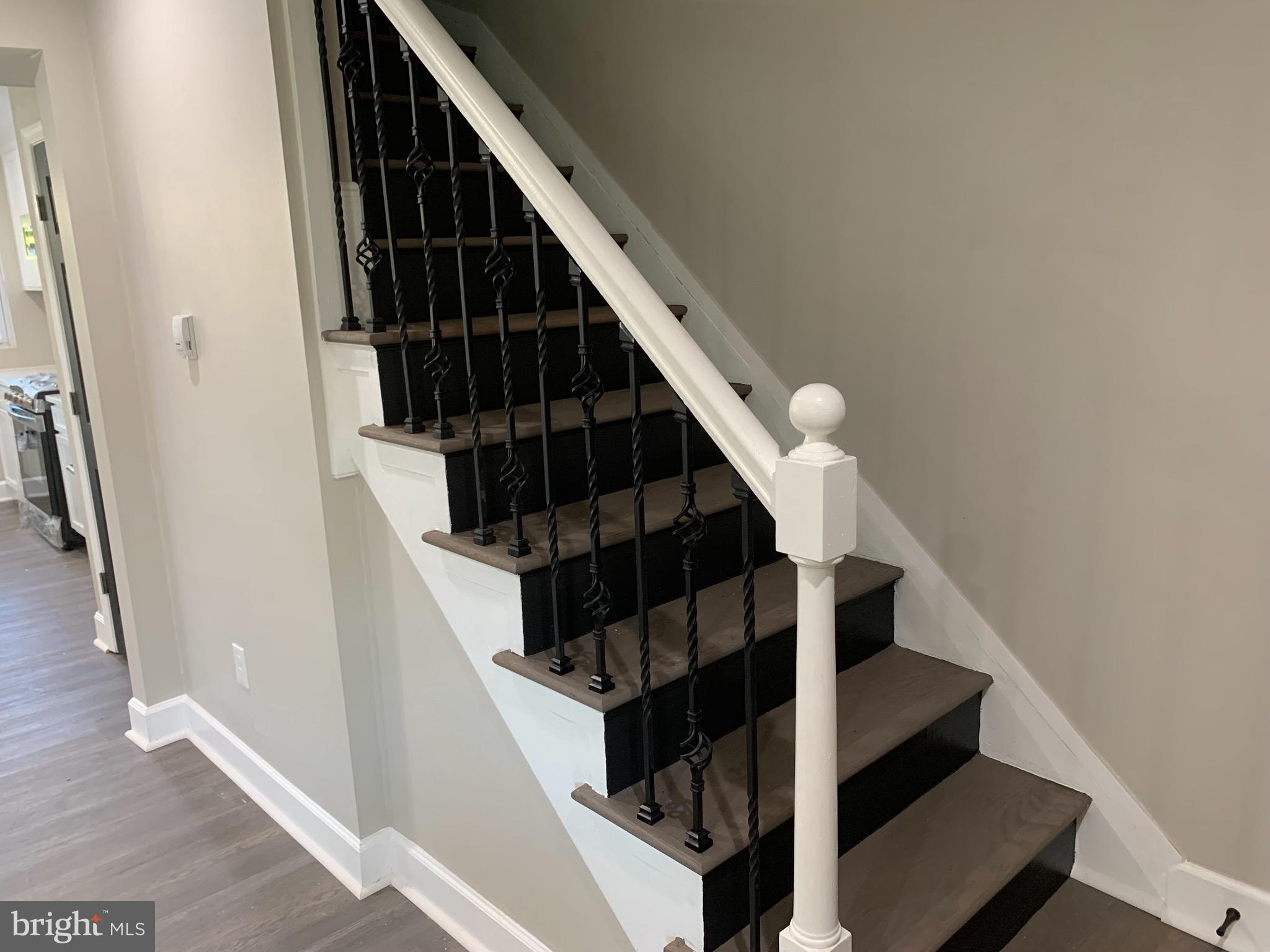 1306 Pentwood Road Baltimore, MD 21239 - Photo 9 of 45