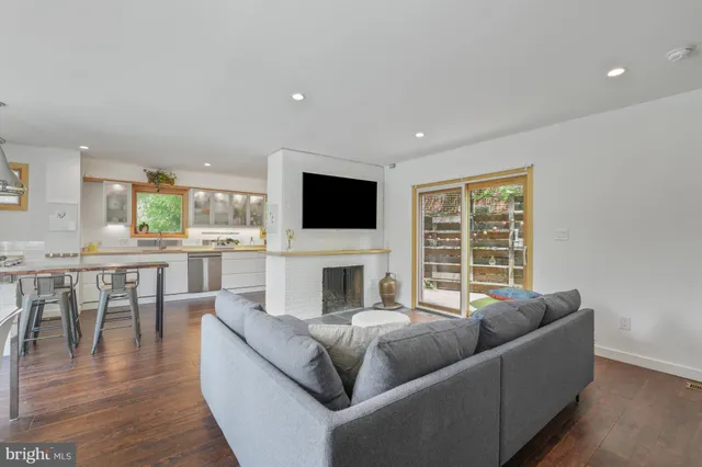 $1,198,000 | 4101 Arkansas Avenue Northwest, Unit B, Washington, DC 20011