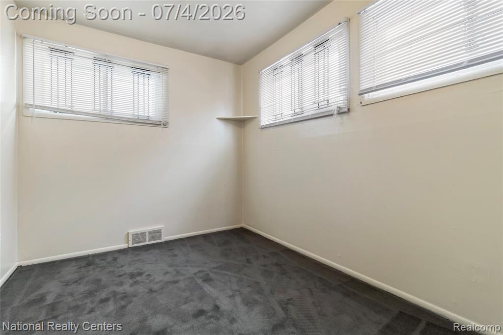 13525 Evergreen Road Detroit, MI 48223 - Photo 14 of 25