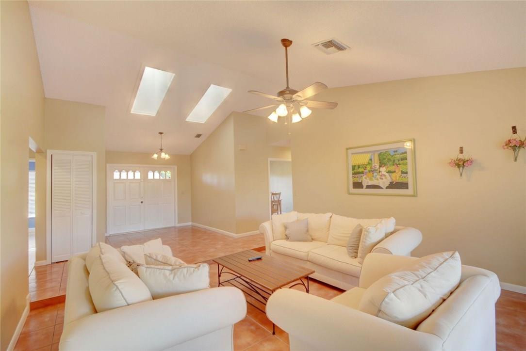 21076 Madria Circle Boca Raton, FL 33433 - Photo 12 of 46 Photo 12