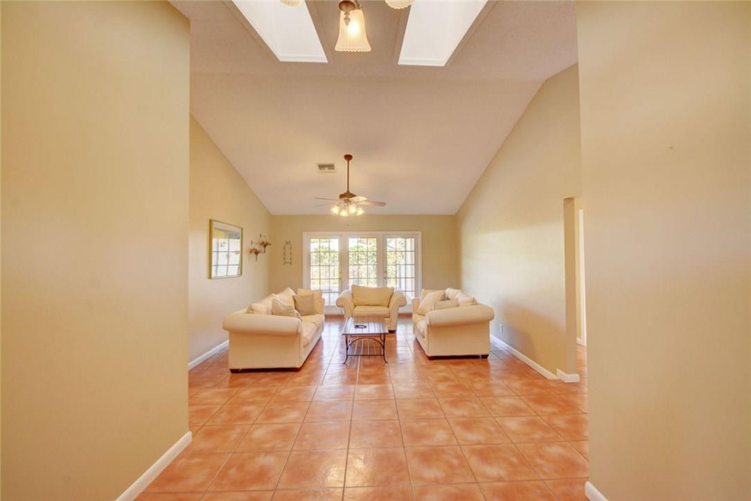 21076 Madria Circle Boca Raton, FL 33433 - Photo 10 of 46 Photo 10