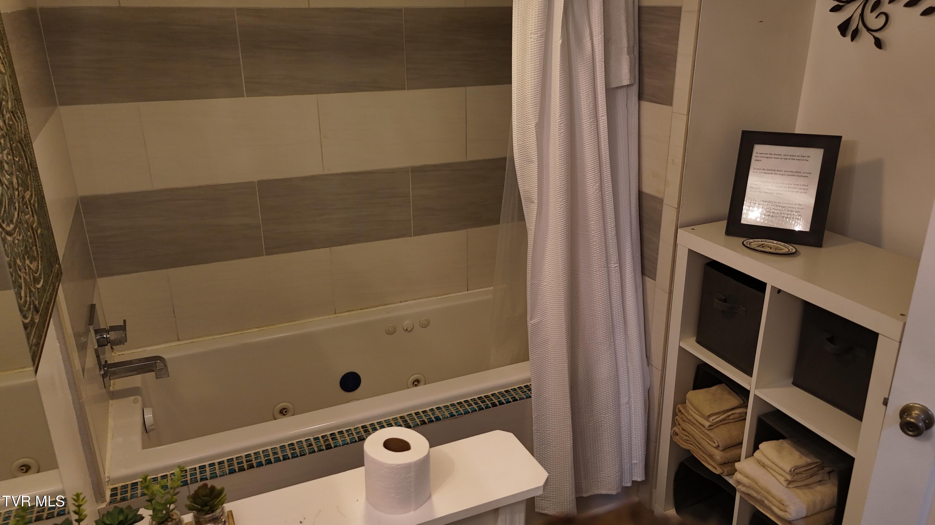 1081 Cove Road, Unit 1033 Sevierville, TN 37876 - Photo 33 of 57 dji_fly_20241120_150352_0909_17322001934