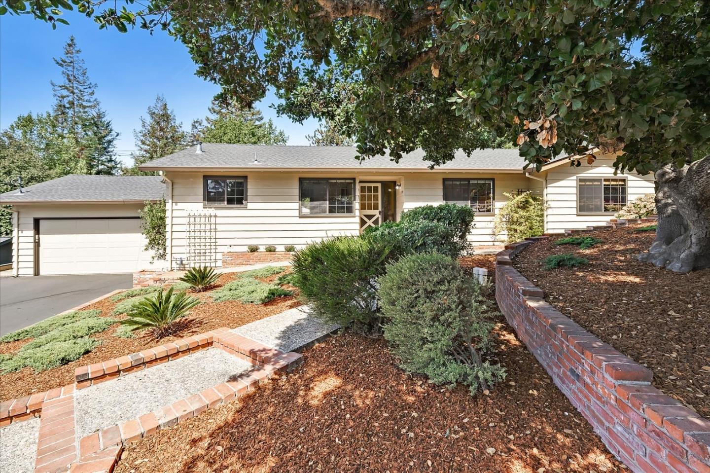 115 Cress Road Santa Cruz, CA 95060 - Photo 5 of 36 Gallery Image 5