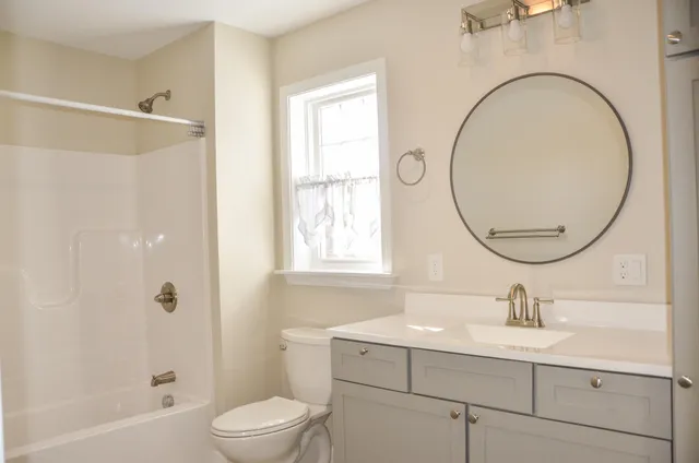 $429,900 | 18 Violet Drive, Unit 18, Farmingdale, ME 04344