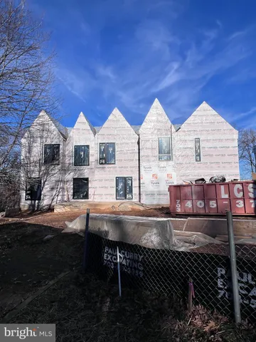 $4,942,000 | 2767 North Nelson Street, Arlington, VA 22207