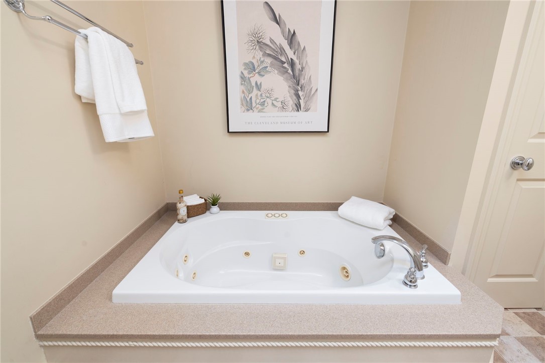 22 Miles Avenue, Unit 8 Providence, RI 02906 - Photo 26 of 50 Primary Bathroom