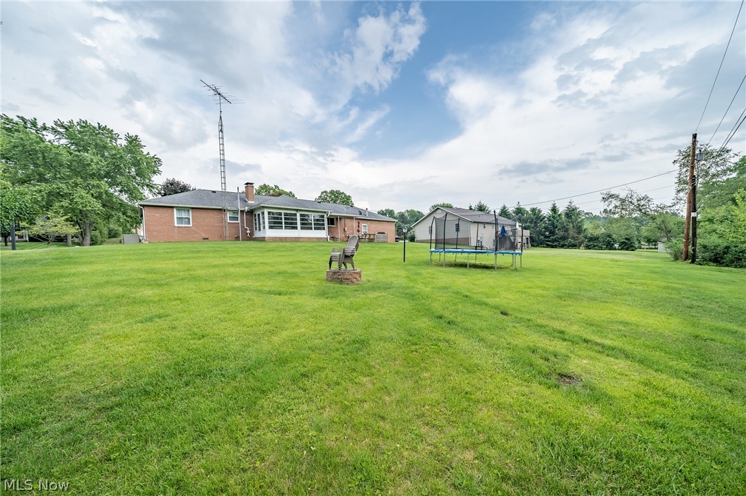 1879 Devonshire Road Northwest Canton, OH 44708 - Photo 19 of 20 Large backyard