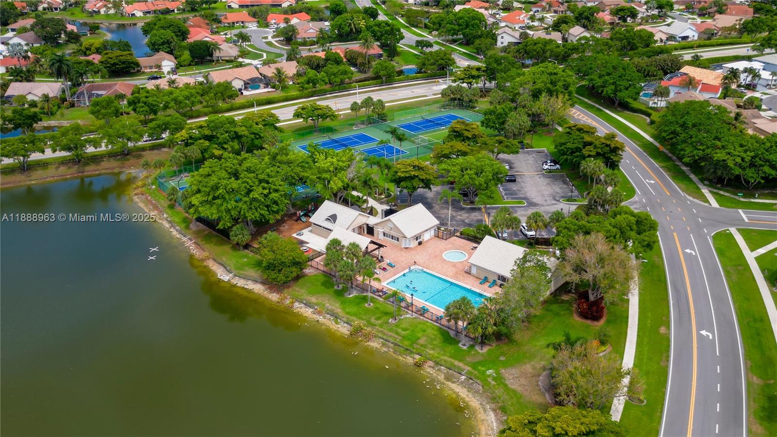 10766 Crescendo Circle, Unit X Boca Raton, FL 33498 - Photo 18 of 75