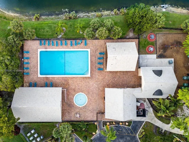 $4,500 | 10766 Crescendo Circle, Unit X, Boca Raton, FL 33498