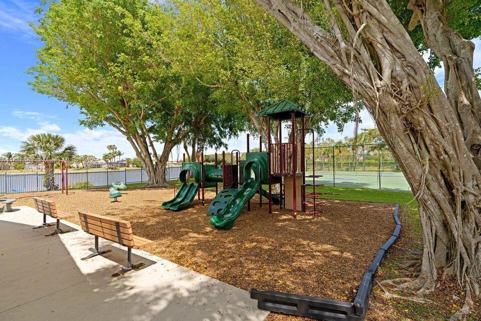 10766 Crescendo Circle, Unit X Boca Raton, FL 33498 - Photo 24 of 75