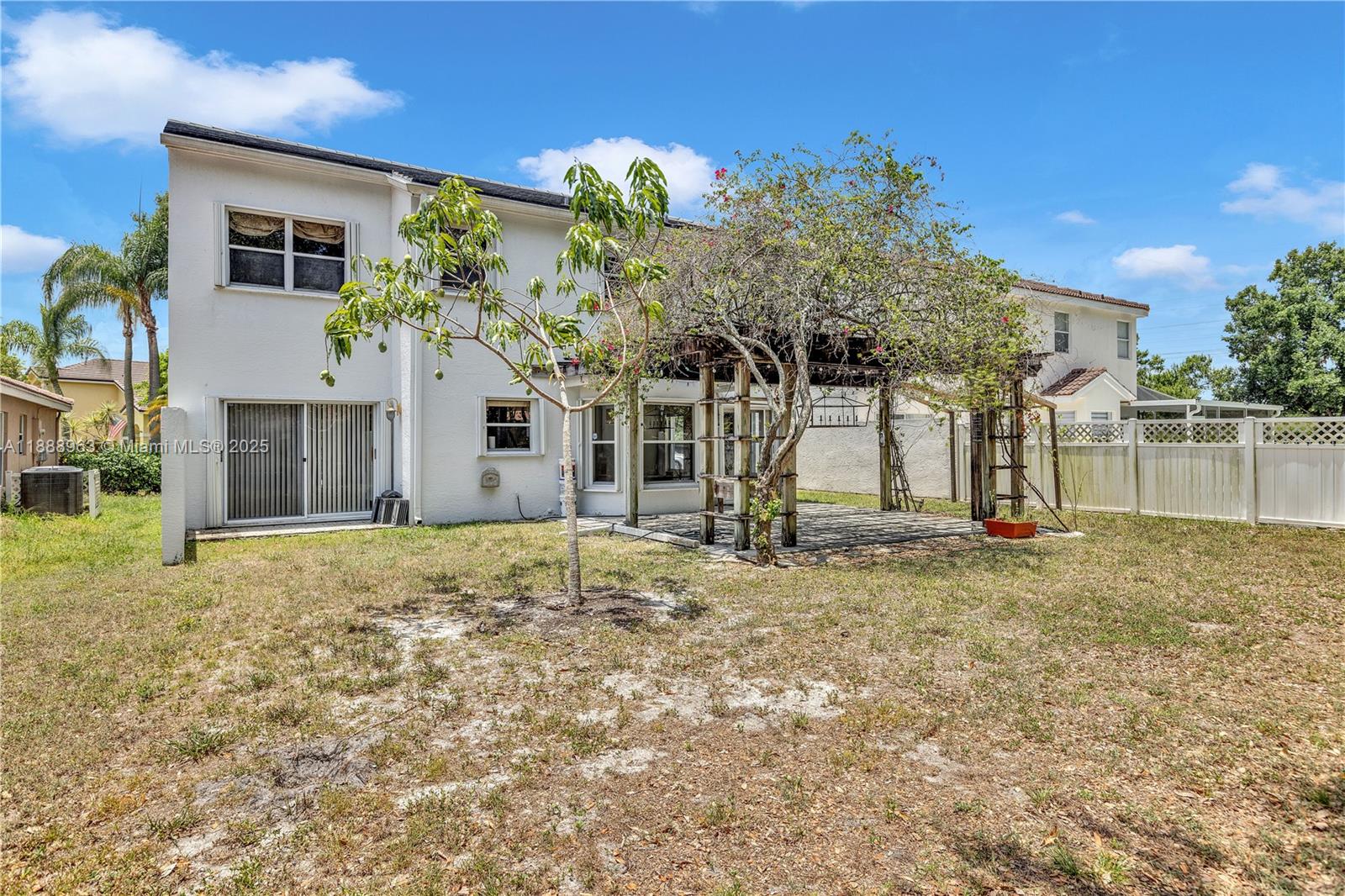 10766 Crescendo Circle, Unit X Boca Raton, FL 33498 - Photo 4 of 75