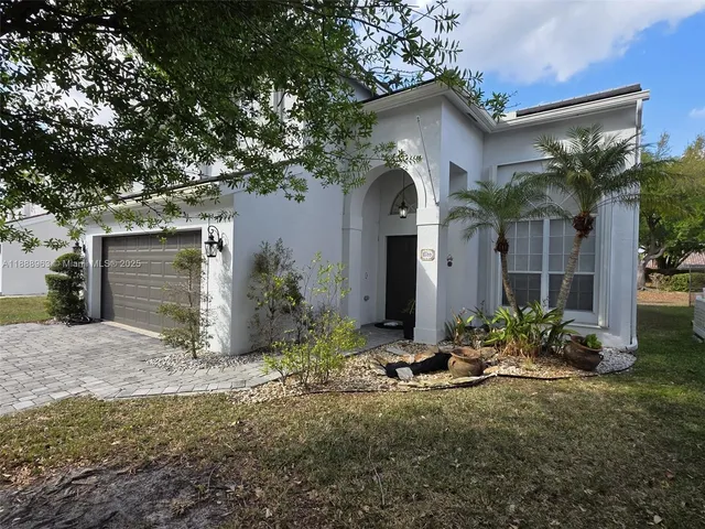 $4,500 | 10766 Crescendo Circle, Unit X, Boca Raton, FL 33498