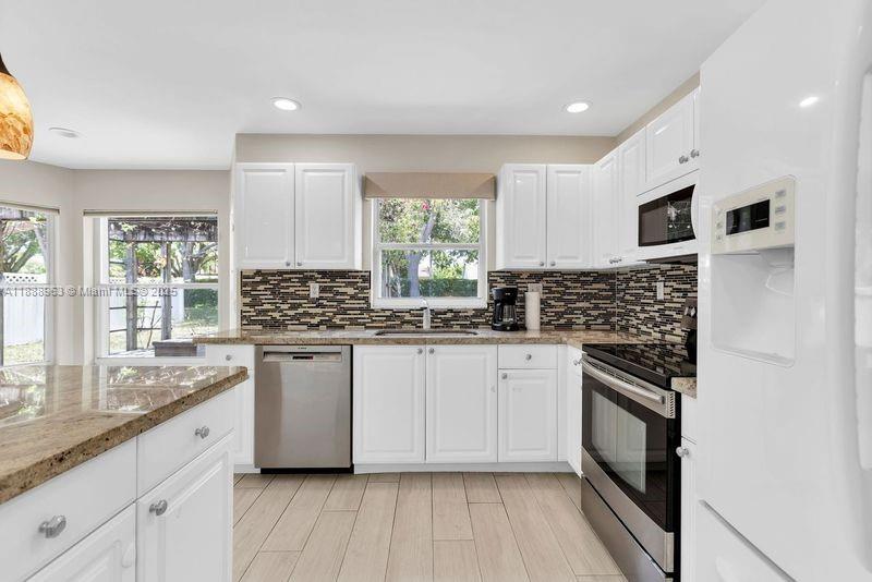 10766 Crescendo Circle, Unit X Boca Raton, FL 33498 - Photo 9 of 75