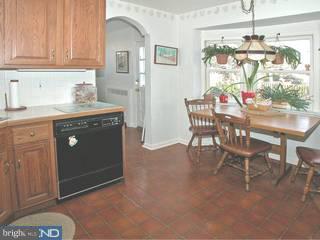 202 Twining Road Oreland, PA 19075 - Photo 4 of 6 Gallery Image 4