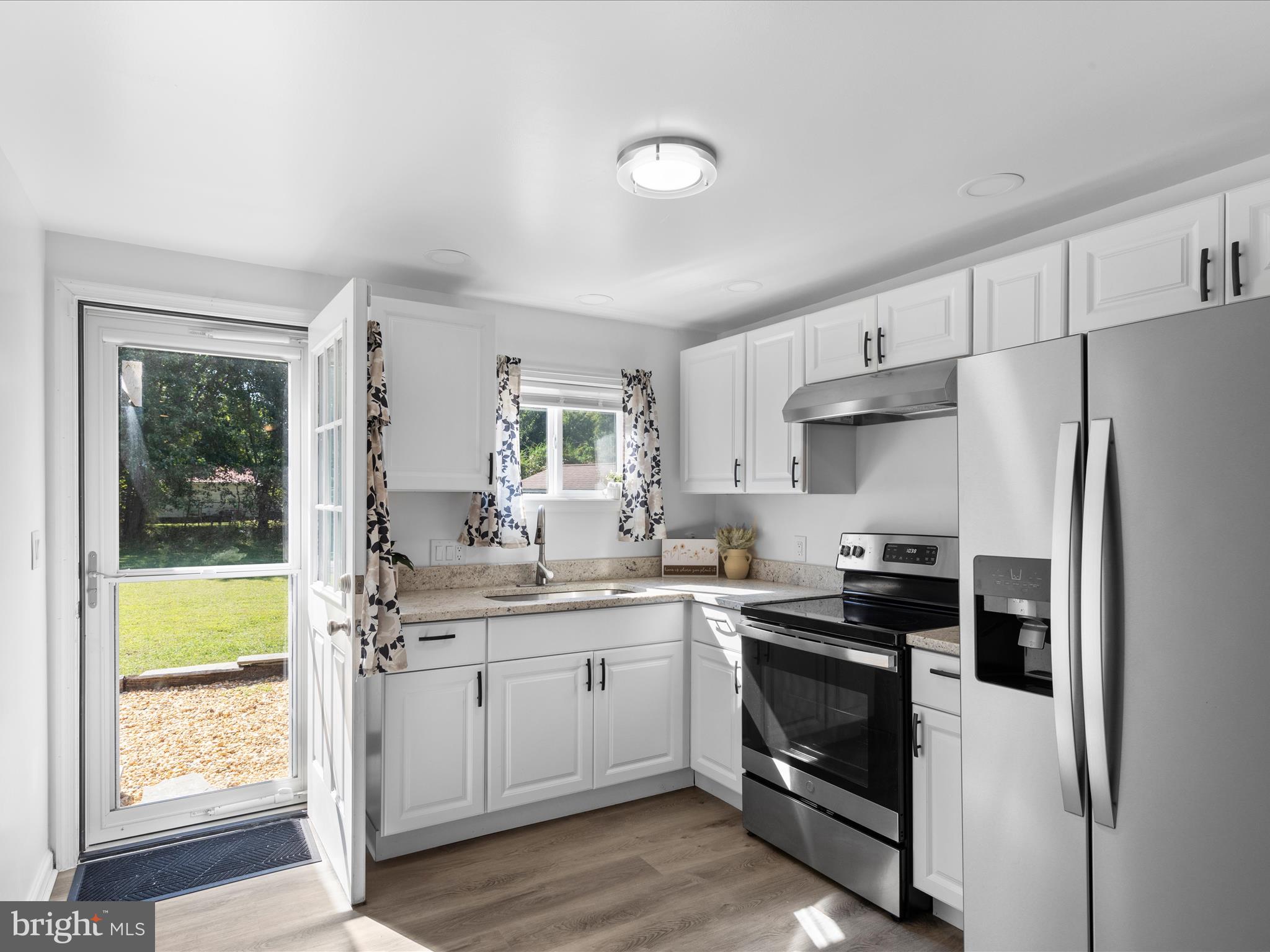 23483 Beckett Road Deal Island, MD 21821 - Photo 3 of 59 Kitchen