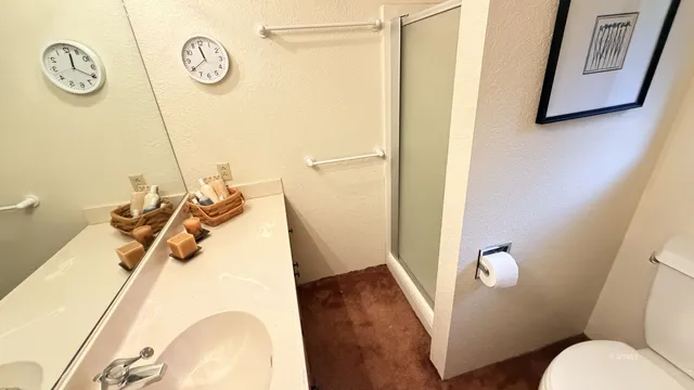 $2,100 | 26823 Crestview Drive, Idyllwild, CA 92549