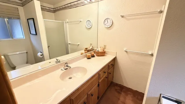 $2,100 | 26823 Crestview Drive, Idyllwild, CA 92549